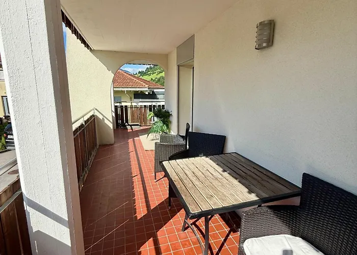 Family Lakeside Mountain Views Appartamento